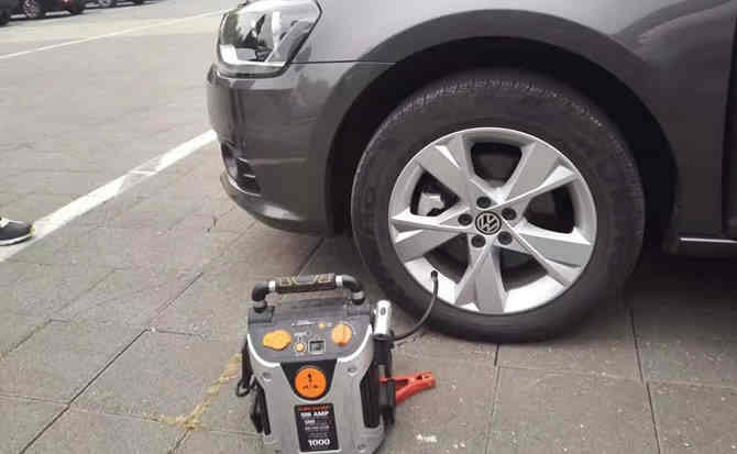 咸宁汽车搭电案例